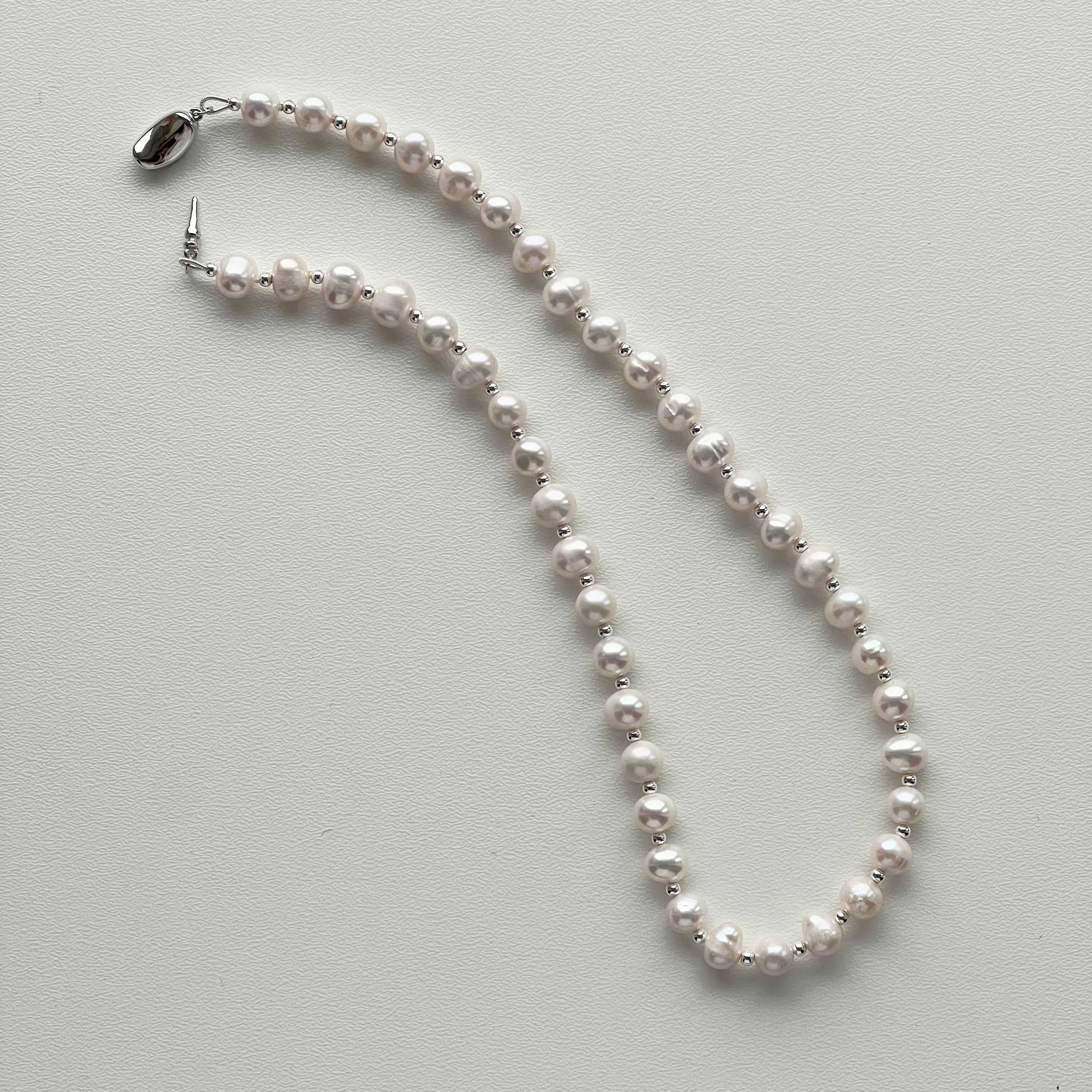 The Pearl Necklace